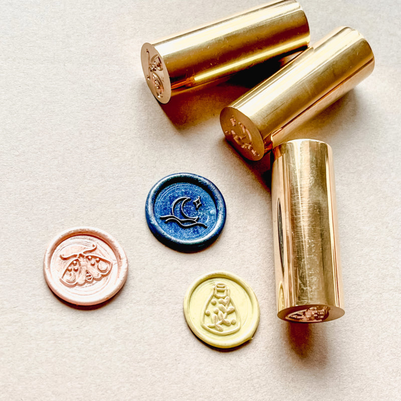 Zegellak stempel - Mini bottle