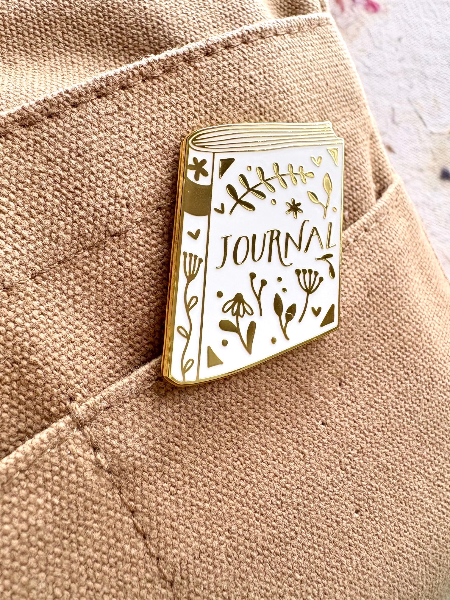Enamel pin Journal