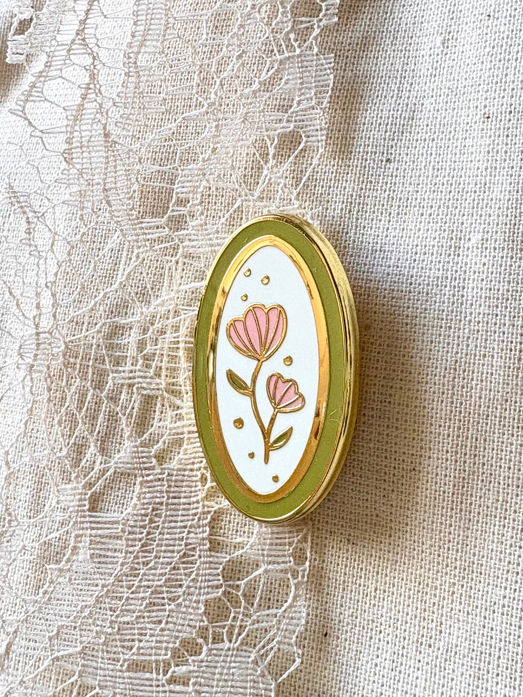 Enamel pin Flowers