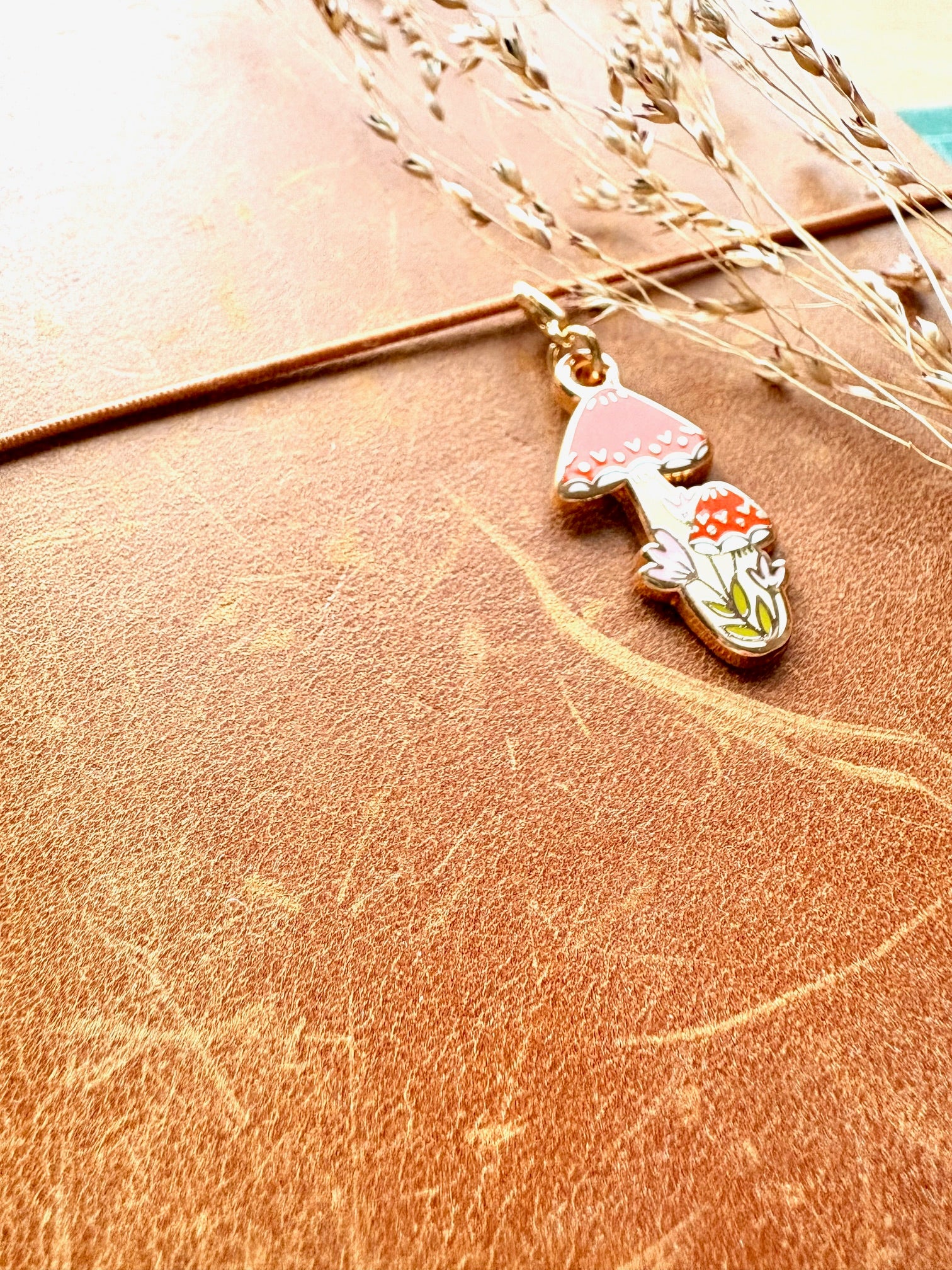 Enamel charm - Mushrooms